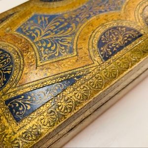 4/$10 ~ Vintage Decorative Wooden Box w Divider ❤️